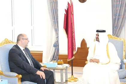 Ambassador Metin Kazak presented his credentials to the Deputy Emir of Qatar